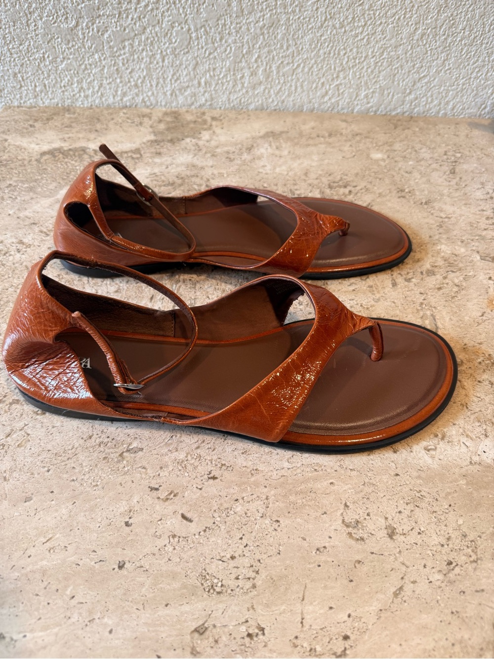 Zara Brown Patent Leather T-Strap Women's Sandals - Picture 6 of 9